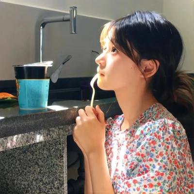 不露脸的老板